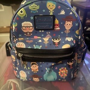 DisneyParks Lounge Fly